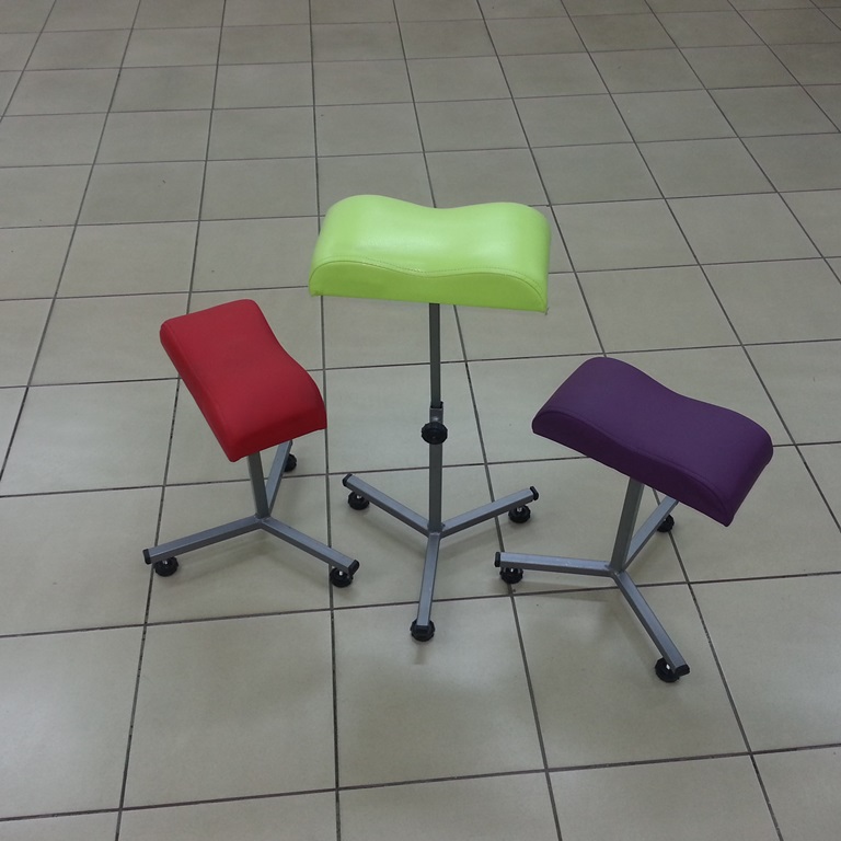 Педикюрная подставка "тринога" Т2